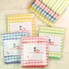 ワッフルチェックおしぼりタオル　粗品